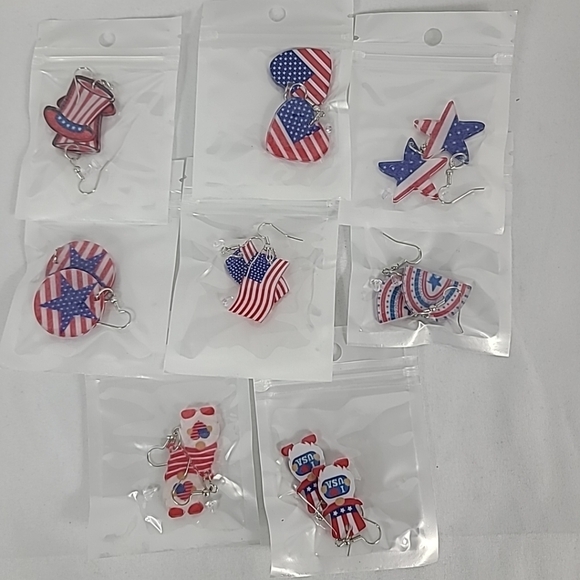 NEW AMERICAN FLAG 8 Pair Earrings Silver NWOT - Picture 1 of 4